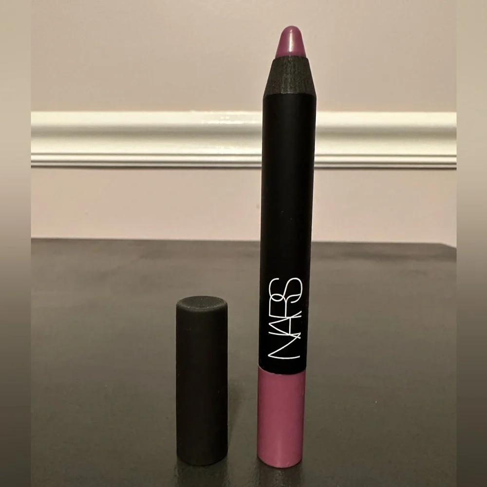 NARS Velvet Matte Lip Pencil - P*ssy Control